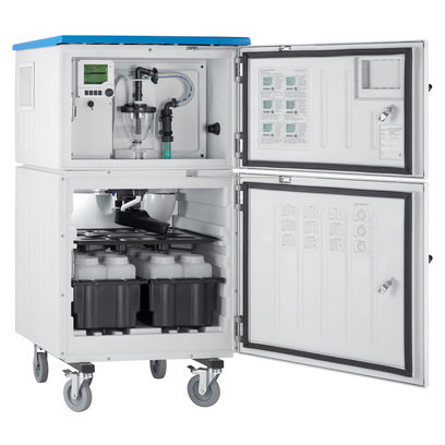 Liquistation CSF34 with casters for flexible use