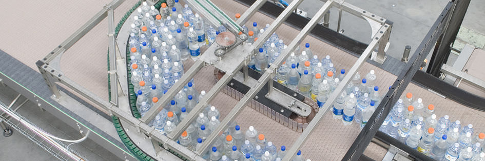 Ленточный конвейер горизонтальный для пластиковых бутылок накопительный ACMI