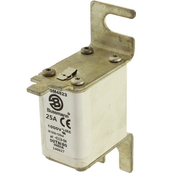 Bussmann. Предохранитель, высокая скорость, 25 A, AC 1000 V, size 00, 30 x 47 x 98 мм, aR, DIN, IEC, одинарный индикатор - 170M4823