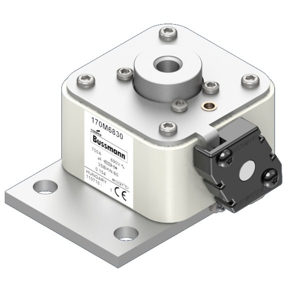 Bussmann. Предохранитель, высокая скорость, 700 A, AC 690 V, size 3, 70 x 104 x 59 мм, aR, IEC, одинарный индикатор - 170M6830
