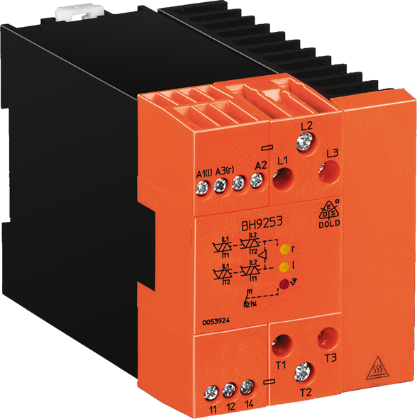 Reversing contactors