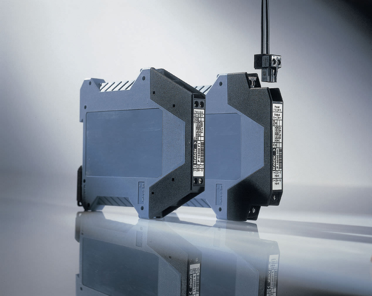 Изолятор сигнала гальванический мощность с аналоговым входом 0 - 10 V, 0 - 20 mA | VariTrans® P 15000 Knick