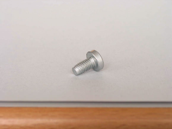 Moeller. Screw M4x8 - 120720