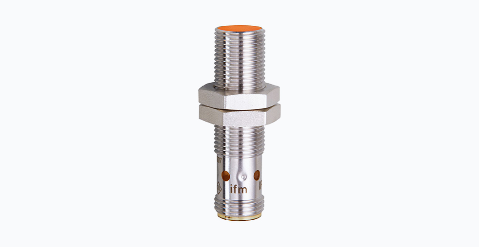 Индуктивный датчик IFS204 ifm electronic